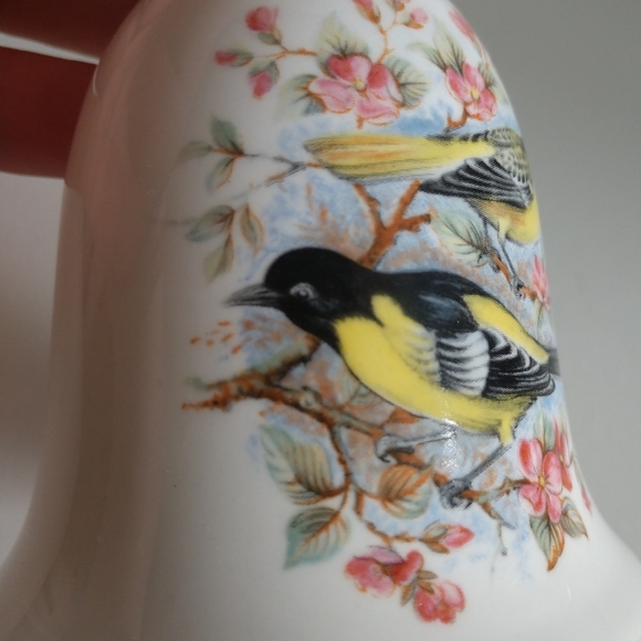 Queen's 🇬🇧 Made in England Decorative Bell 4.5" - Picture 9 of 13